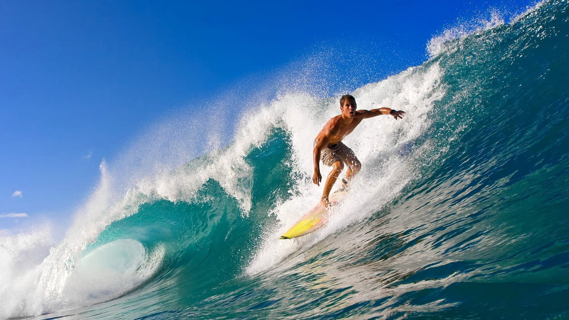 摩洛哥骑手哈立德·阿卜杜拉在2024年巴黎奥运会盛装舞步比赛中以“Aladdin”马匹获得第15名,展现坚韧精神。